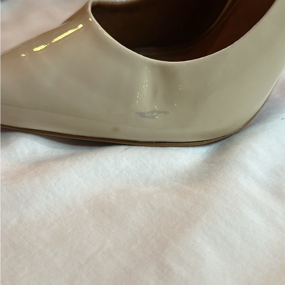 Beige patent heels - Picture 6 of 6